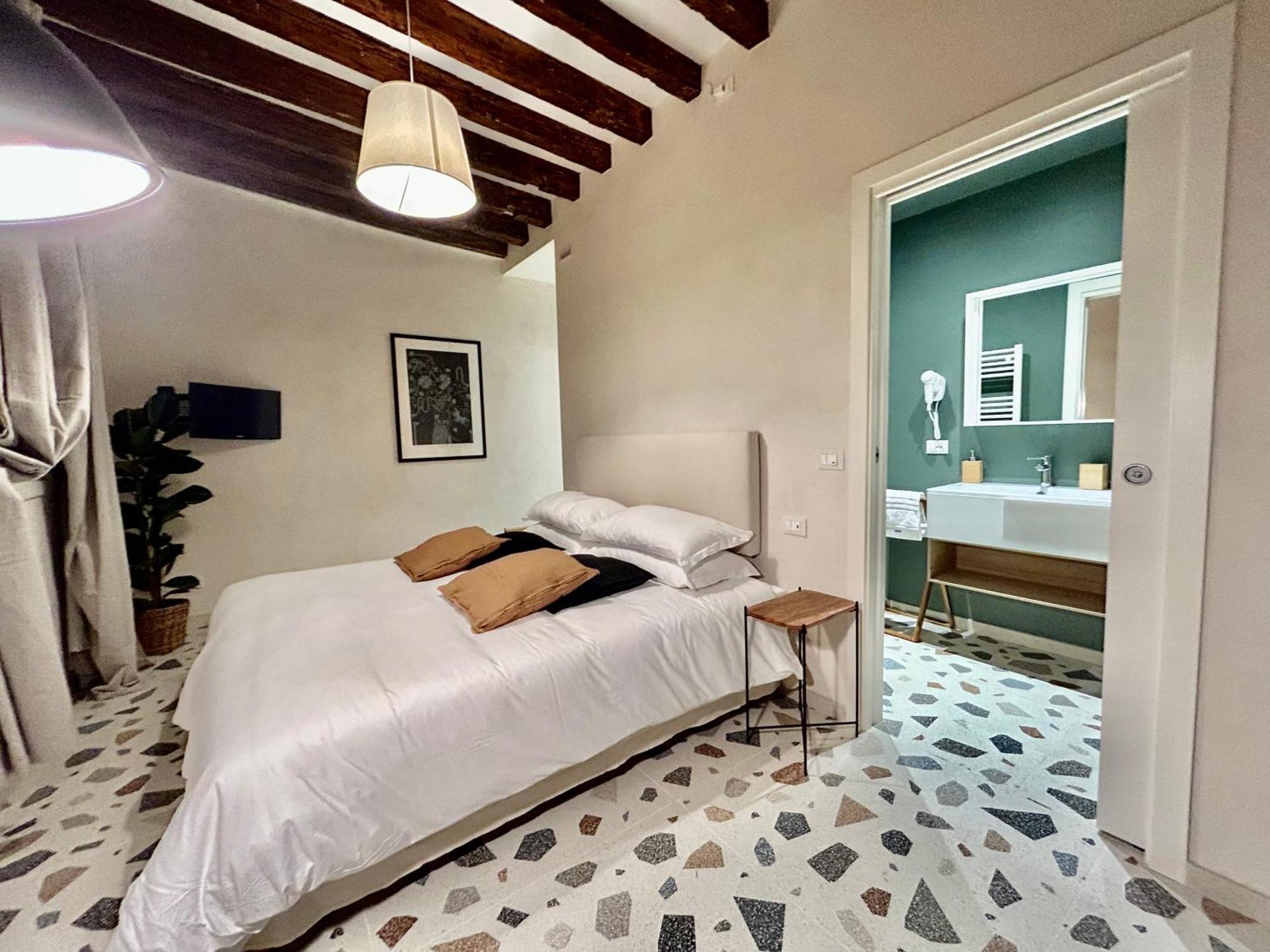 Farini Suites Wi-Fi Veneţia Exterior foto